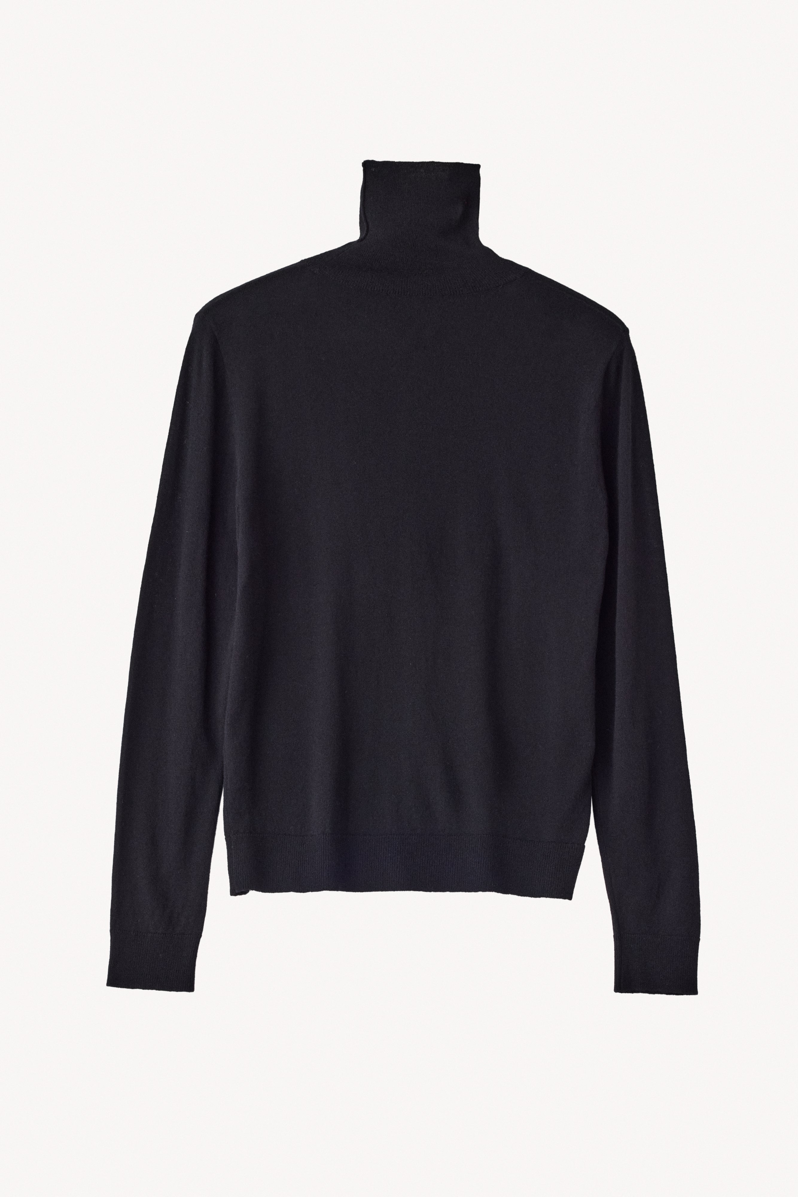 Pure Wool タートルネックニット