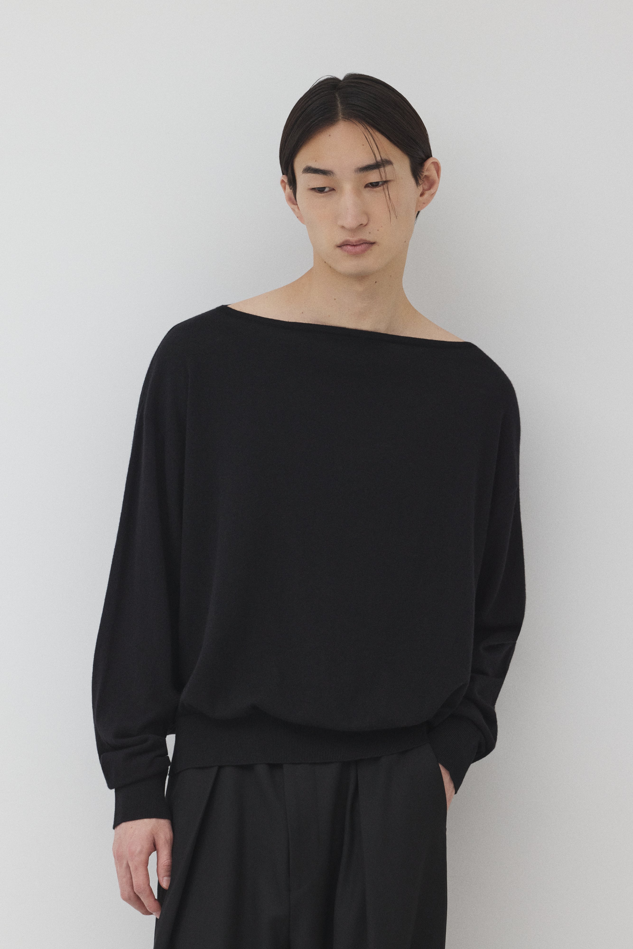 【BLACK】Pure Wool ボートネックニット