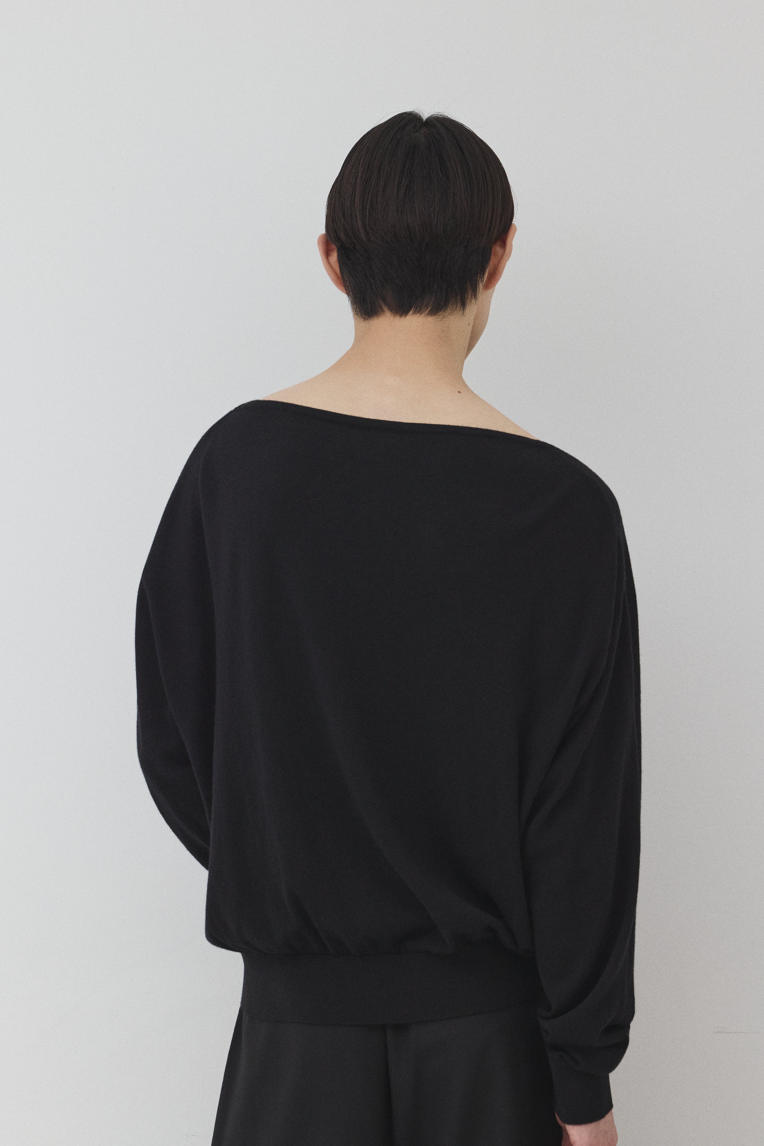 【BLACK】Pure Wool ボートネックニット