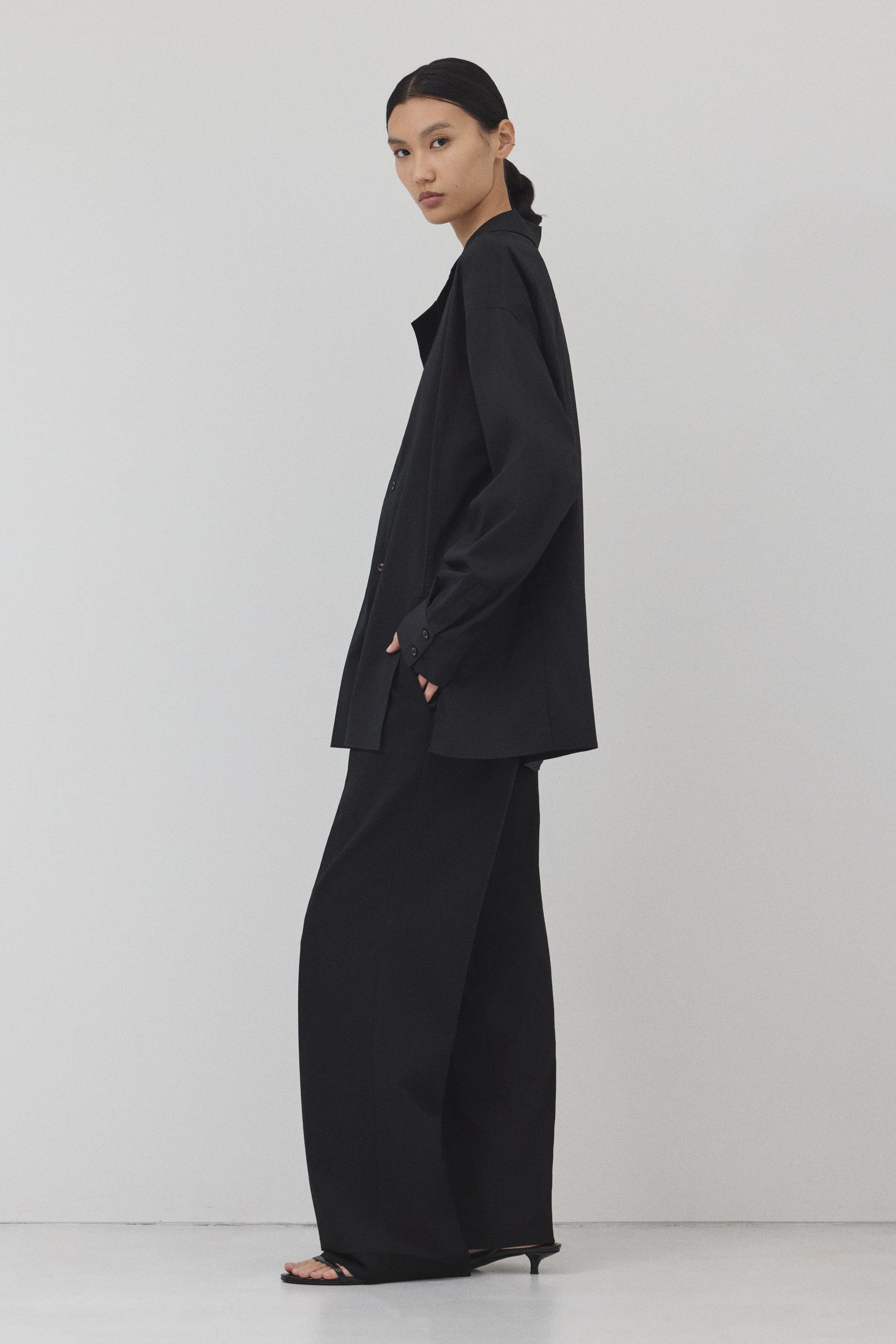 Classic Base ストレートパンツ