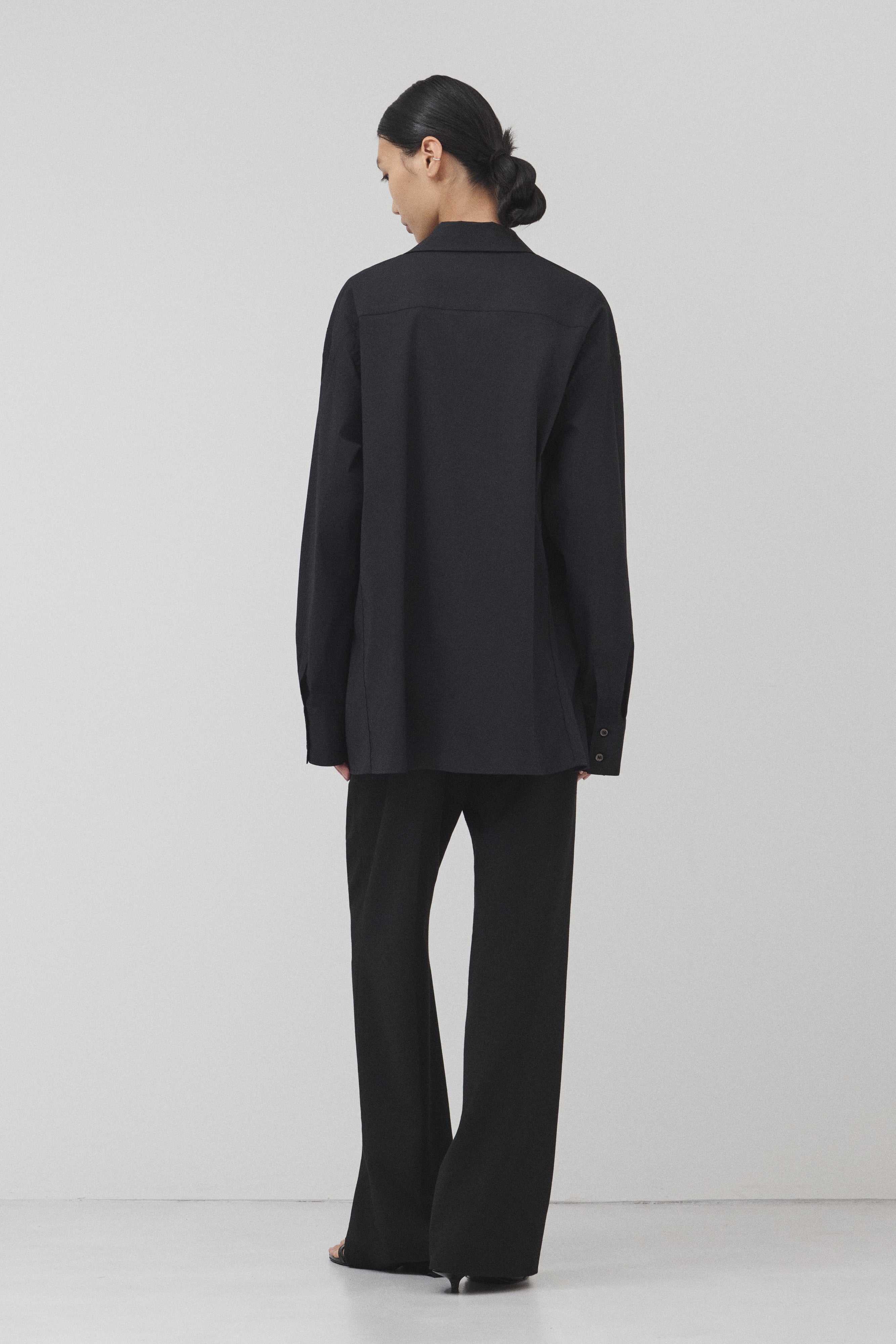 【BLACK】hANGER シャツ