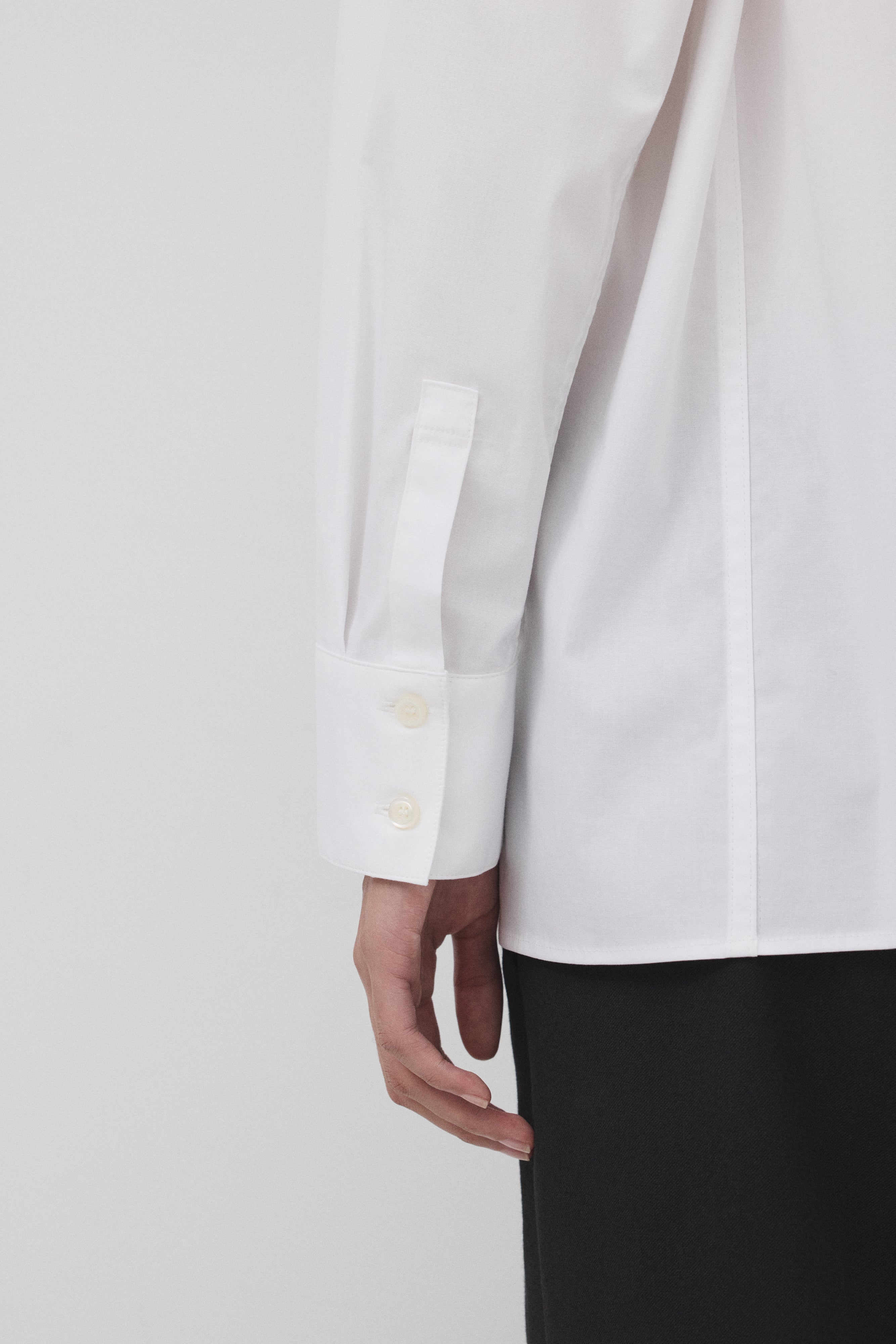 【WHITE】hANGER シャツ