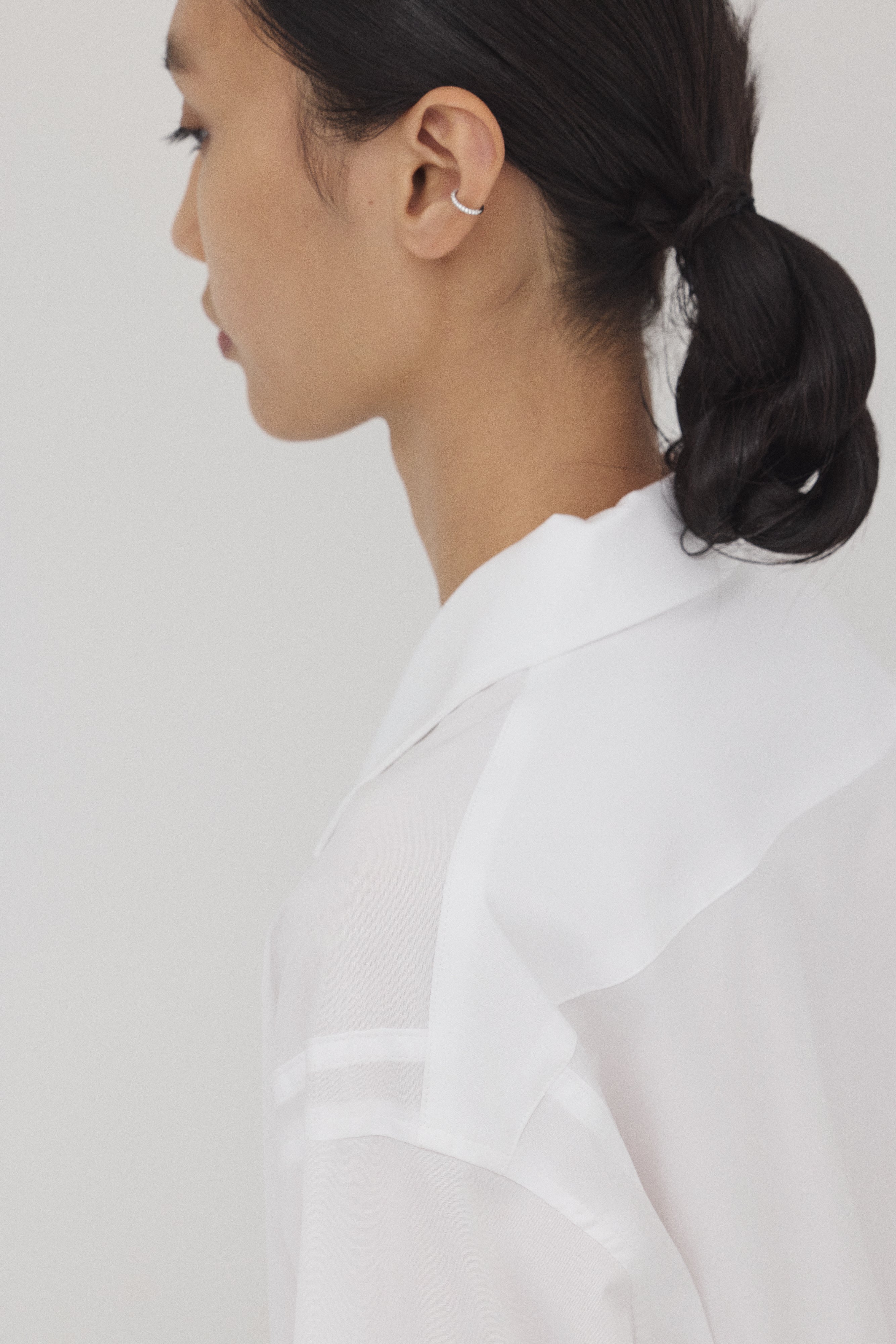 【WHITE】hANGER シャツ