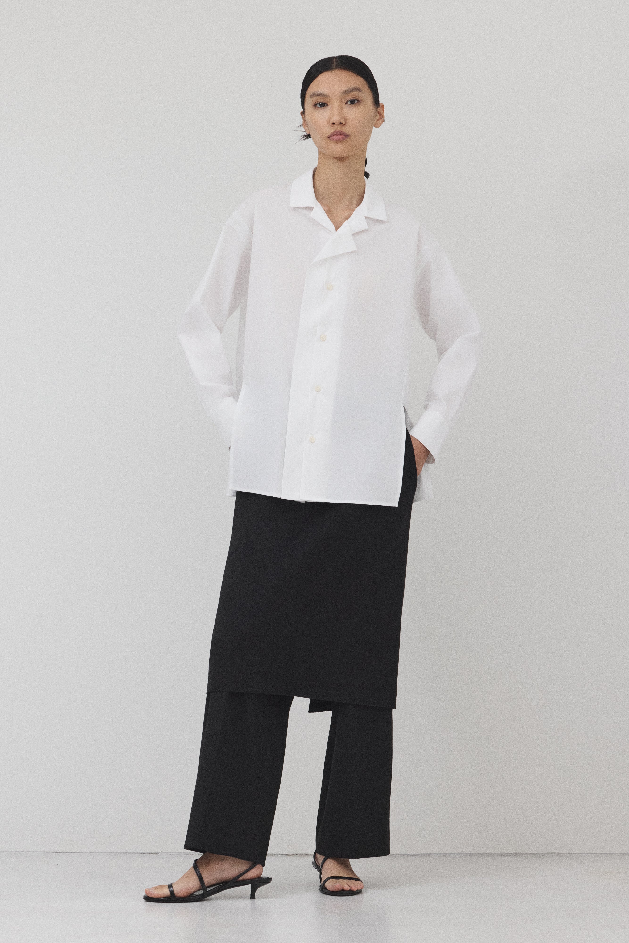 【WHITE】hANGER シャツ