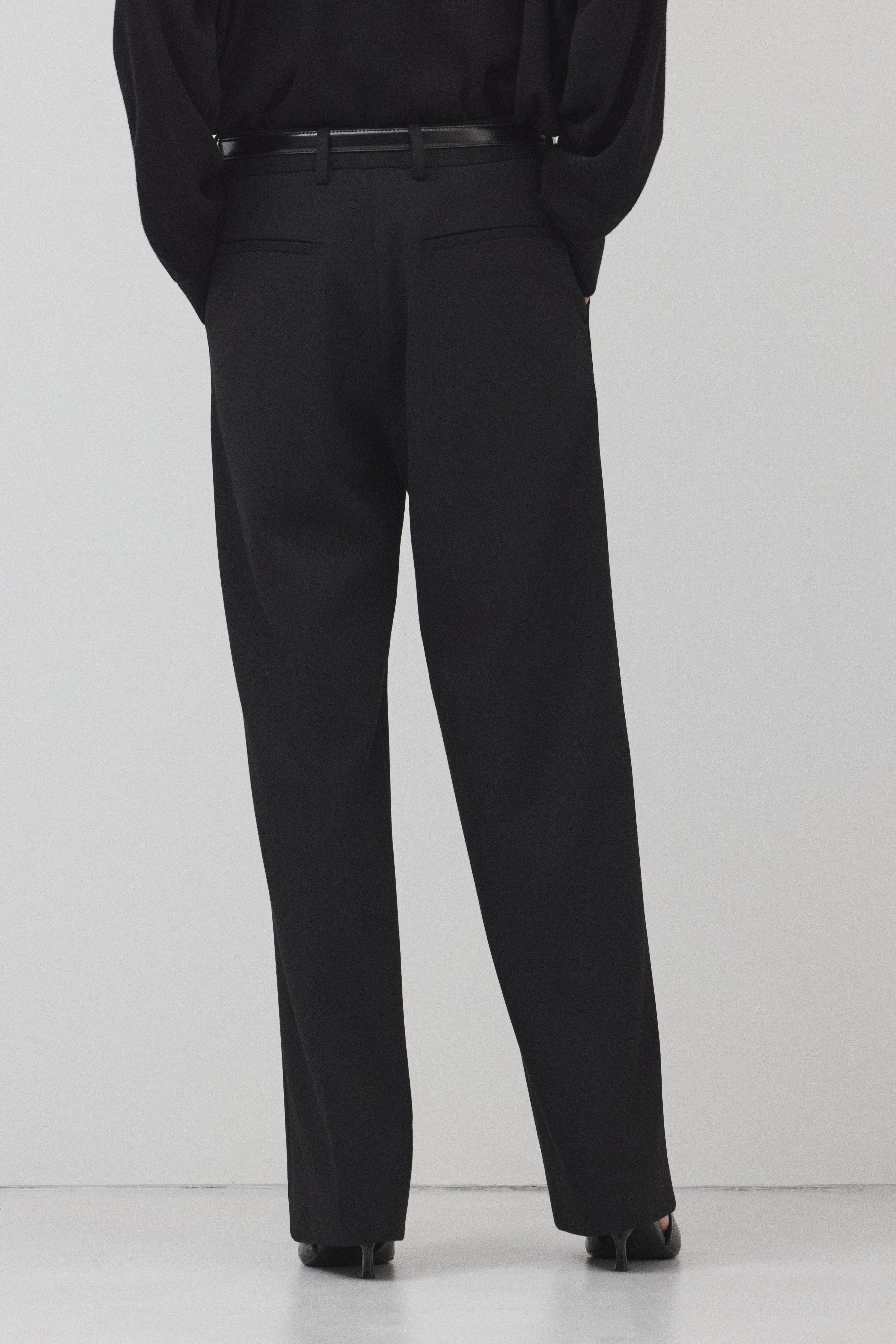 Classic Base ストレートパンツ