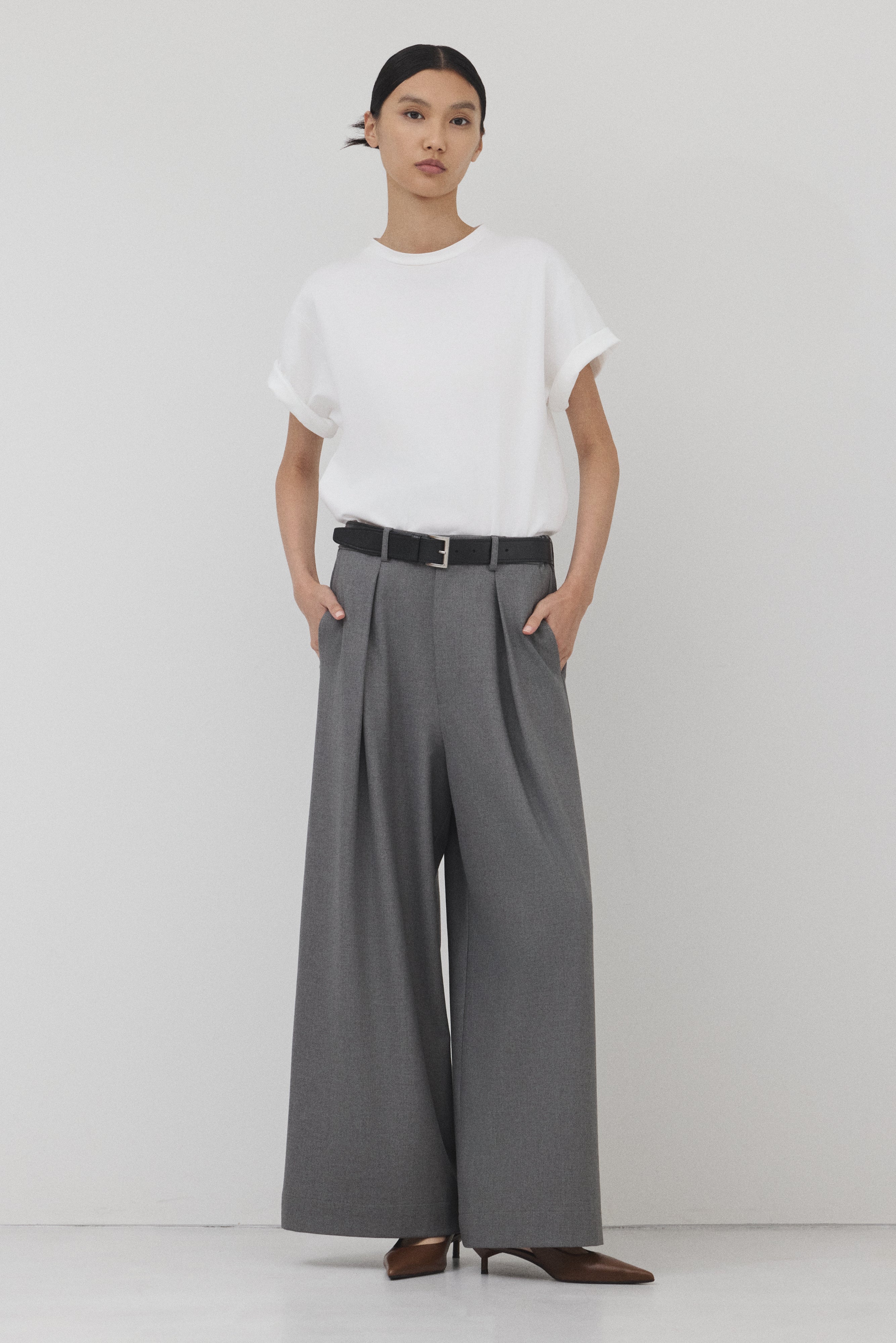 【GRAY】Wide Silhouette パンツ