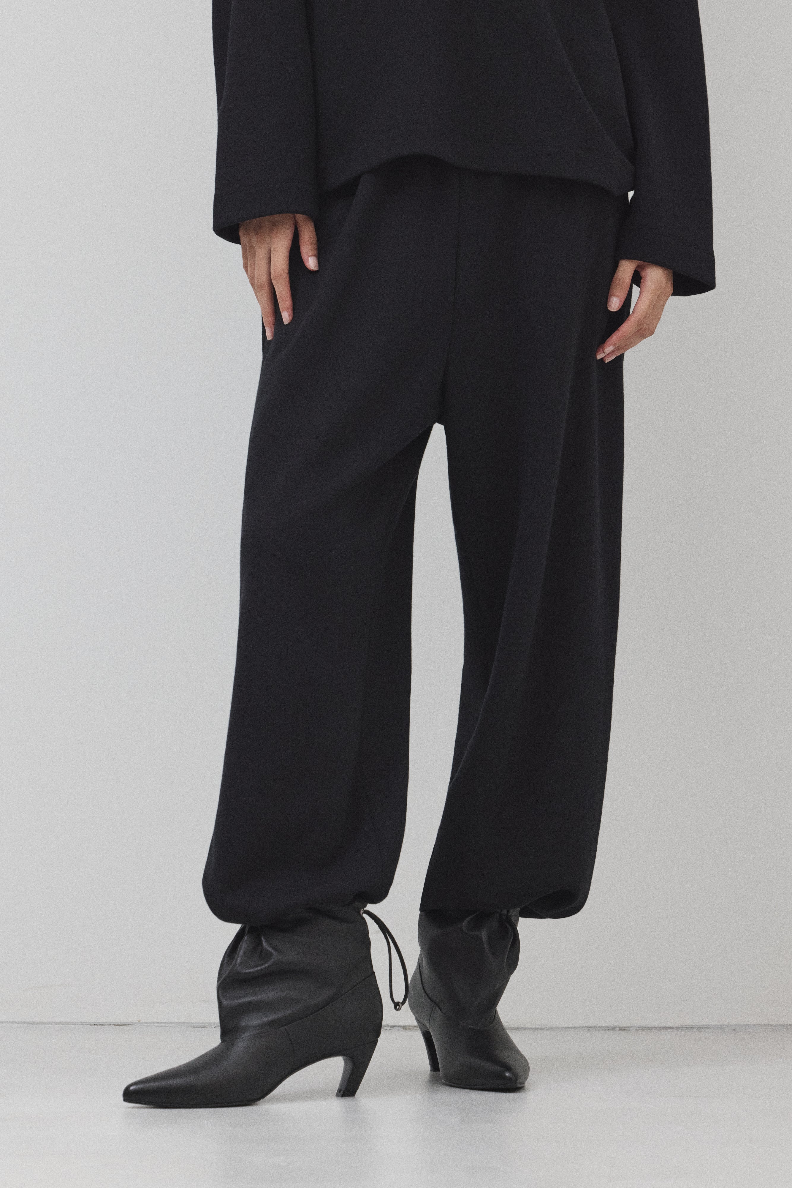 【BLACK】Pure Cotton スウェットセットアップ