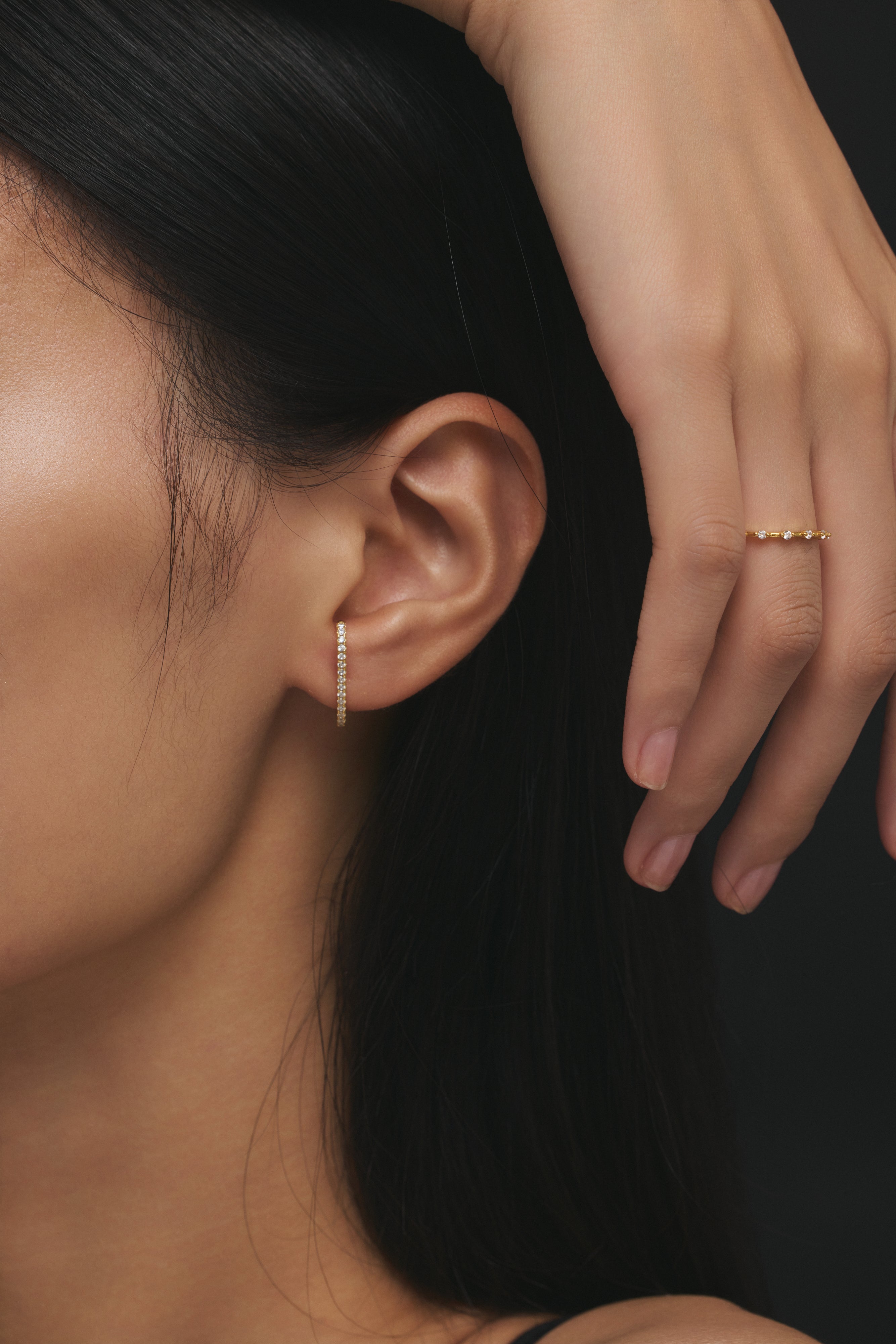 【ゴールド】Line Glow Pierce
