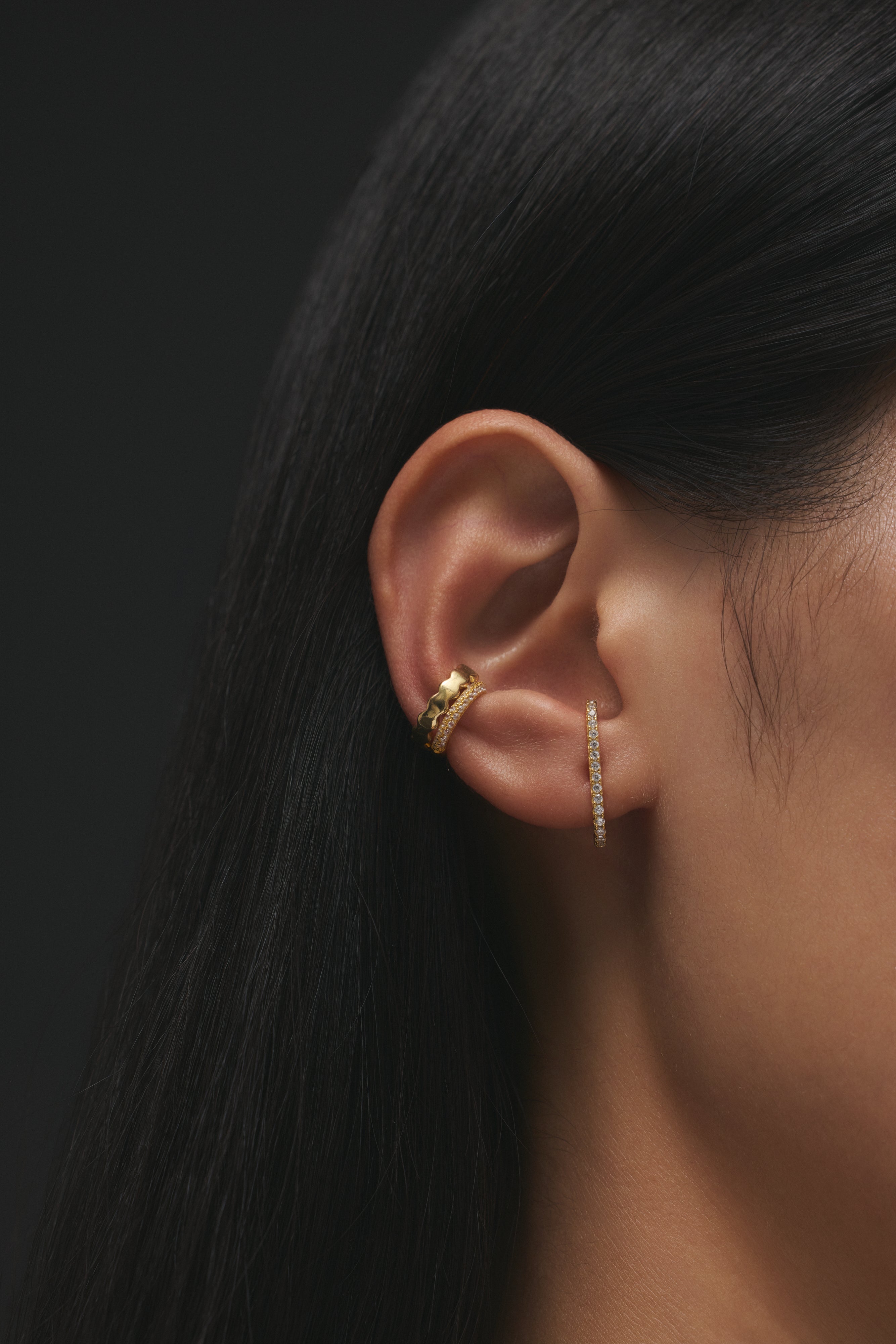 【ゴールド】Line Glow Pierce