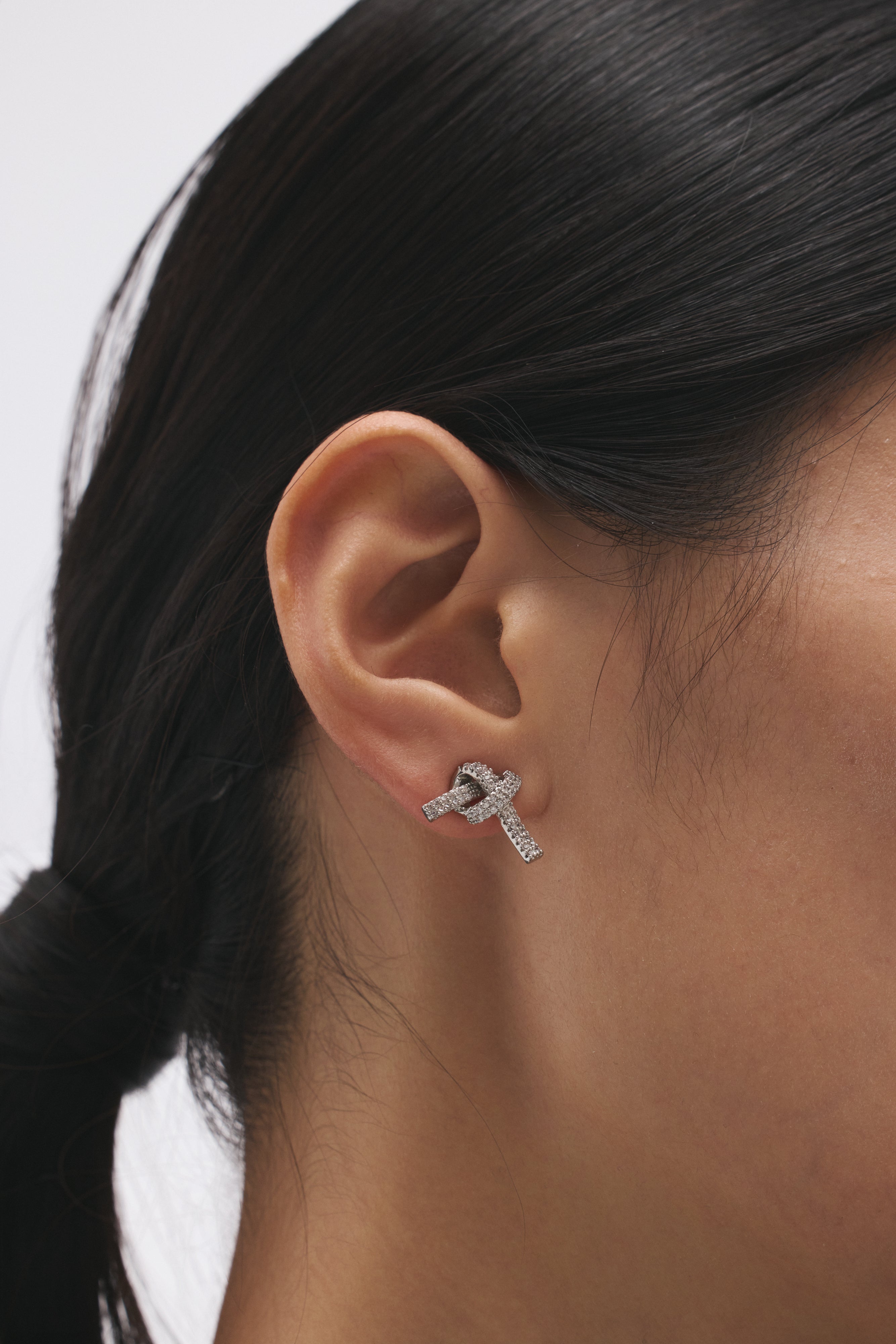 Knot Pierce