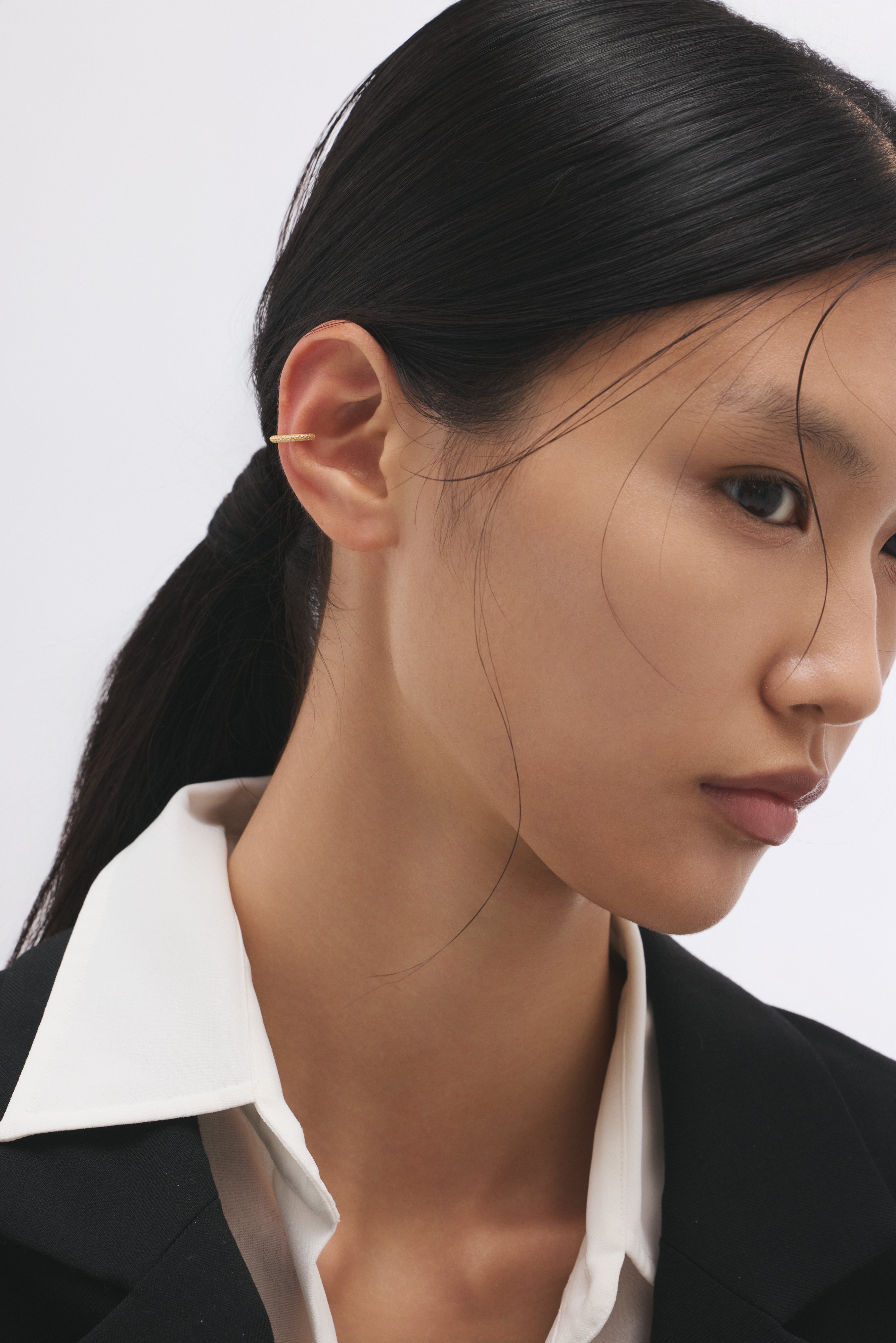 【ゴールド】Soft Glow Ear Cuff