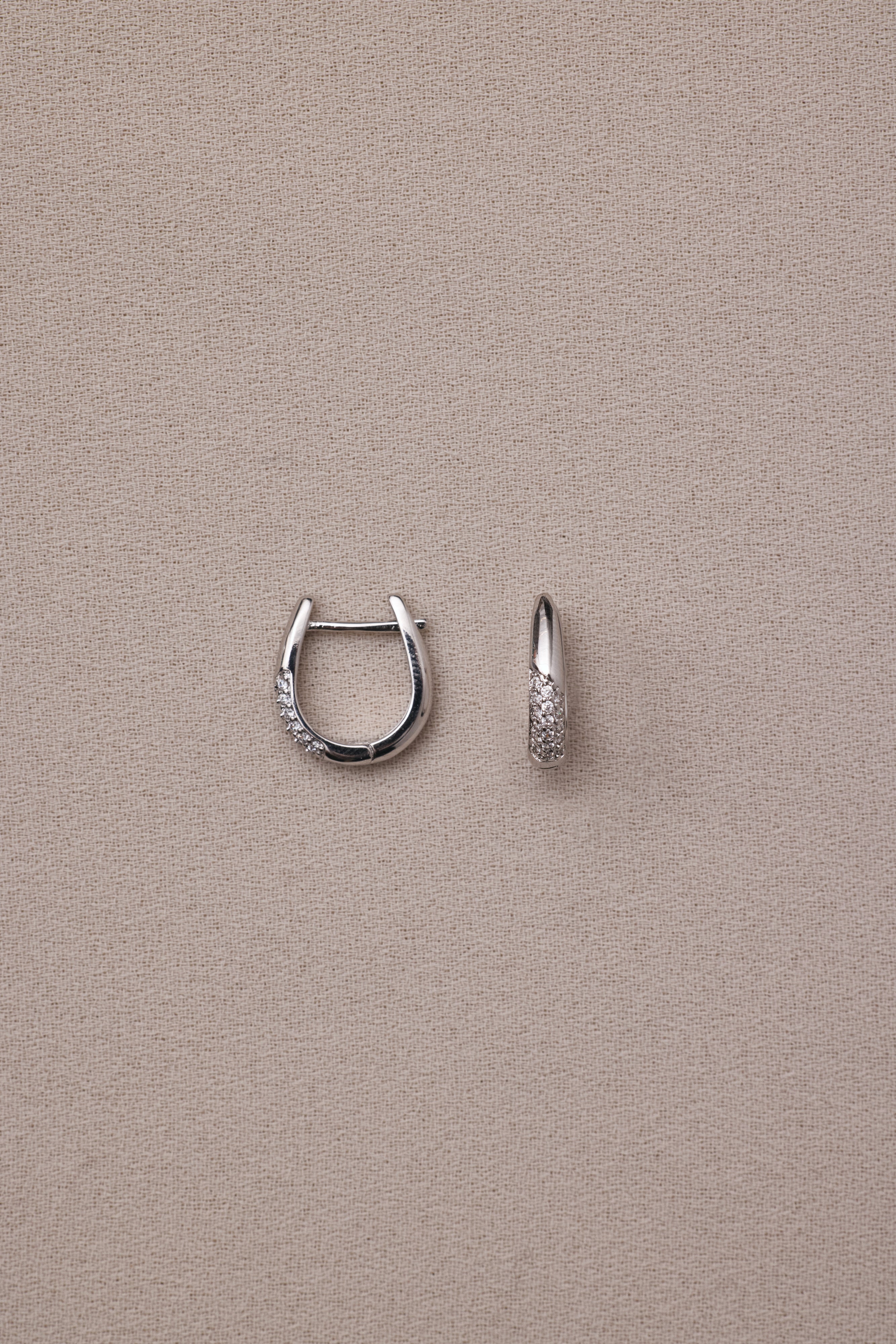Half Glow Hoop Pierce