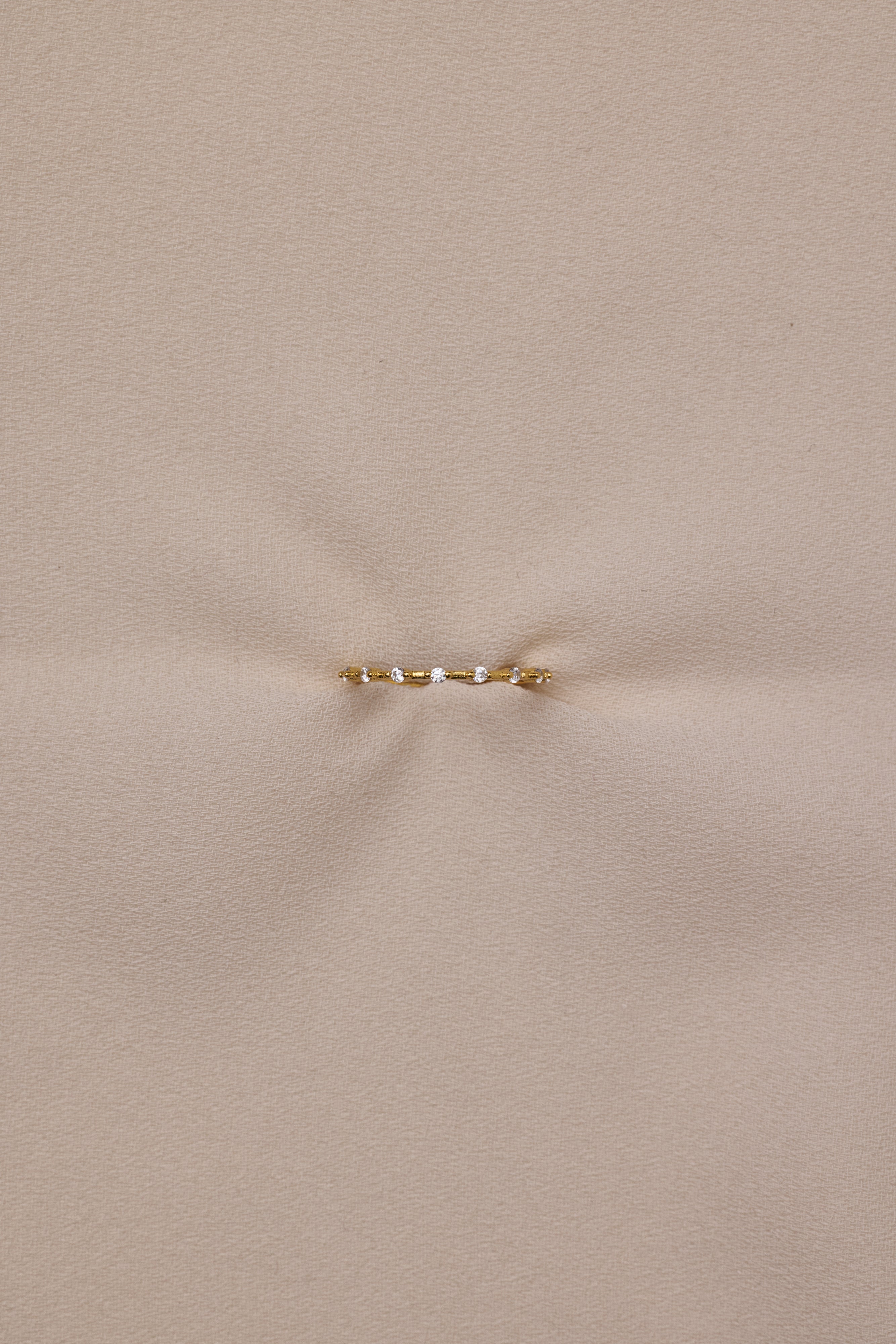 Dot Line Ring