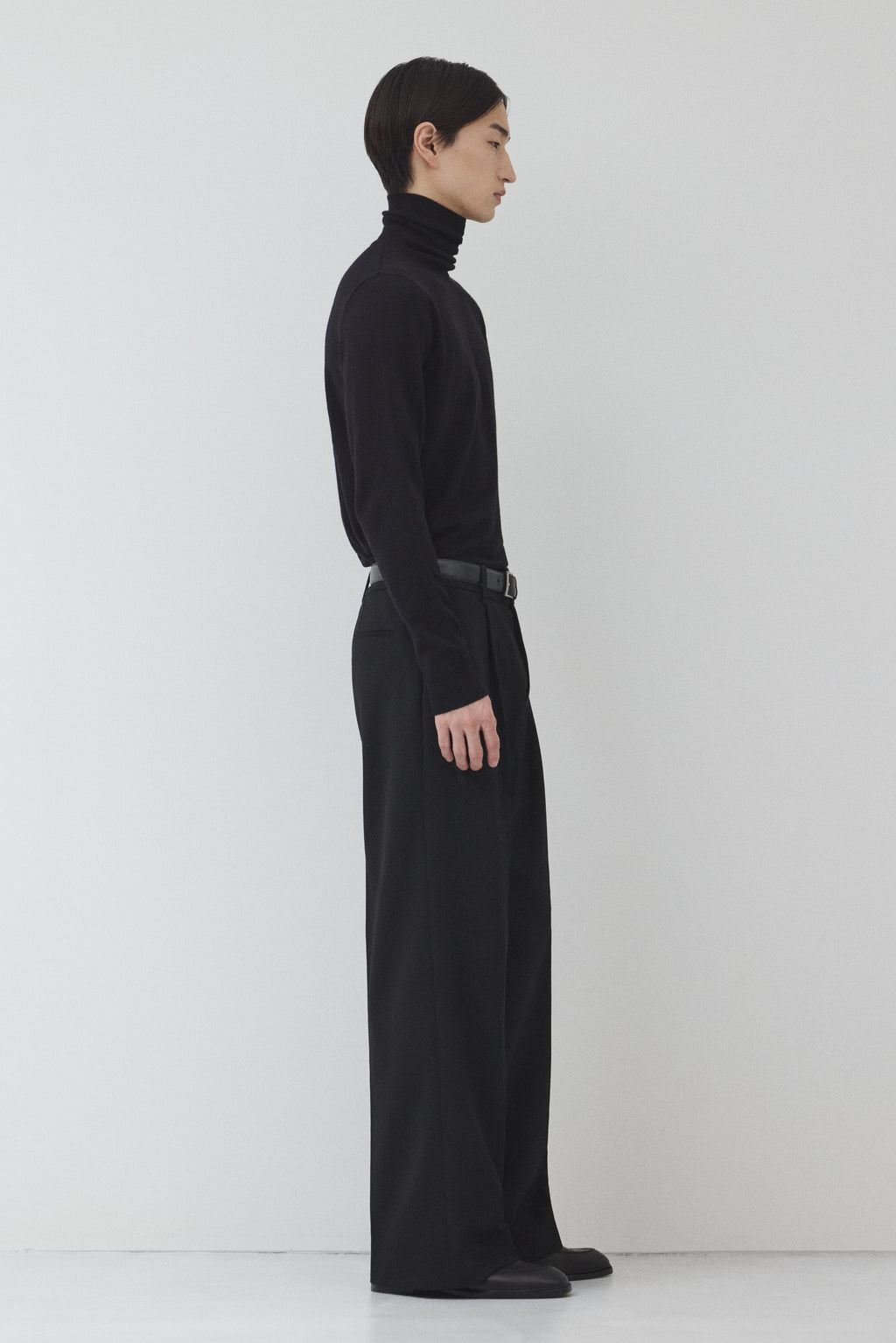 Pure Wool タートルネックニット