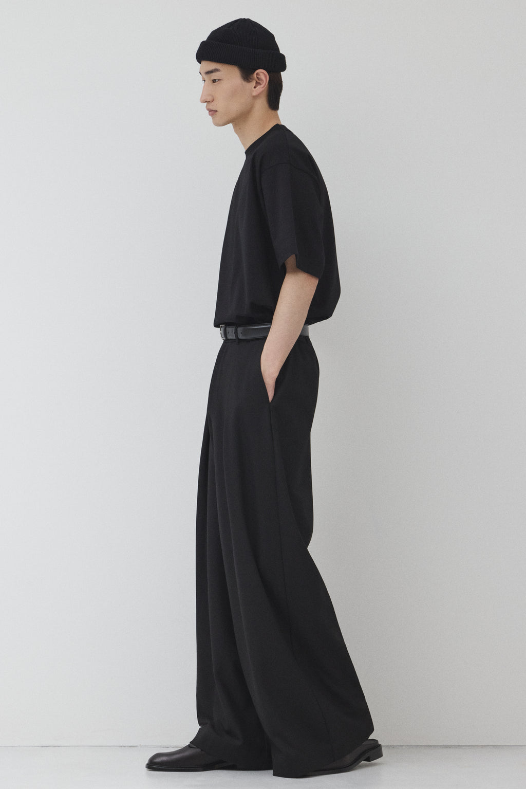 【BLACK】 Ideal Tシャツ