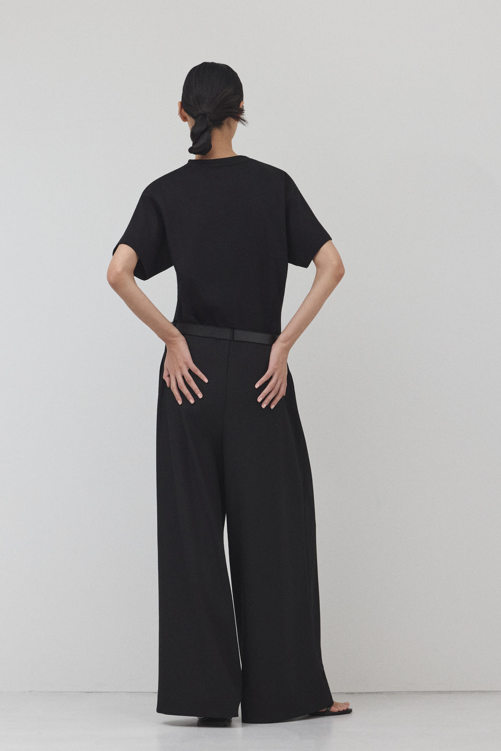 【BLACK】ideal Tシャツ