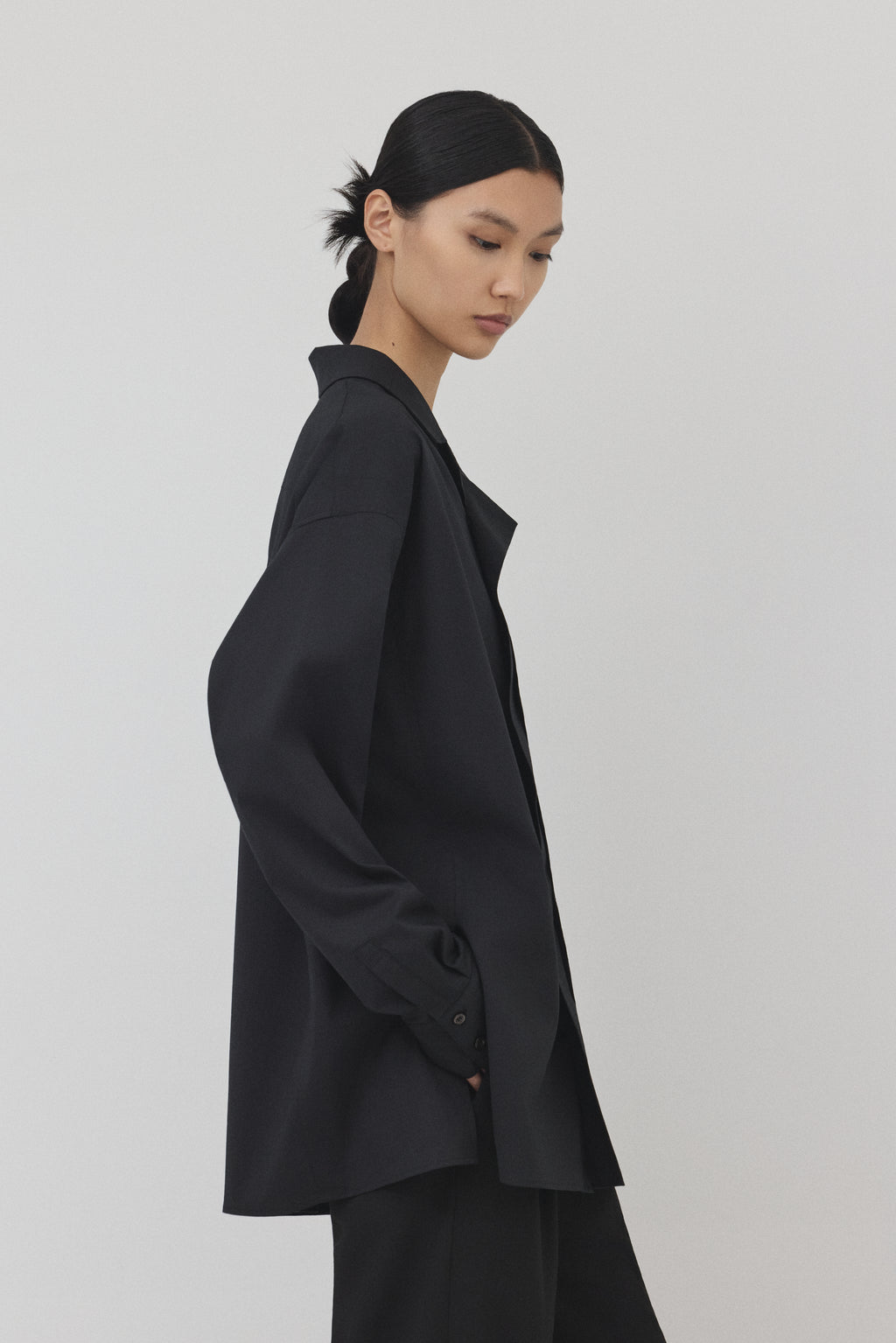 【BLACK】hANGER シャツ