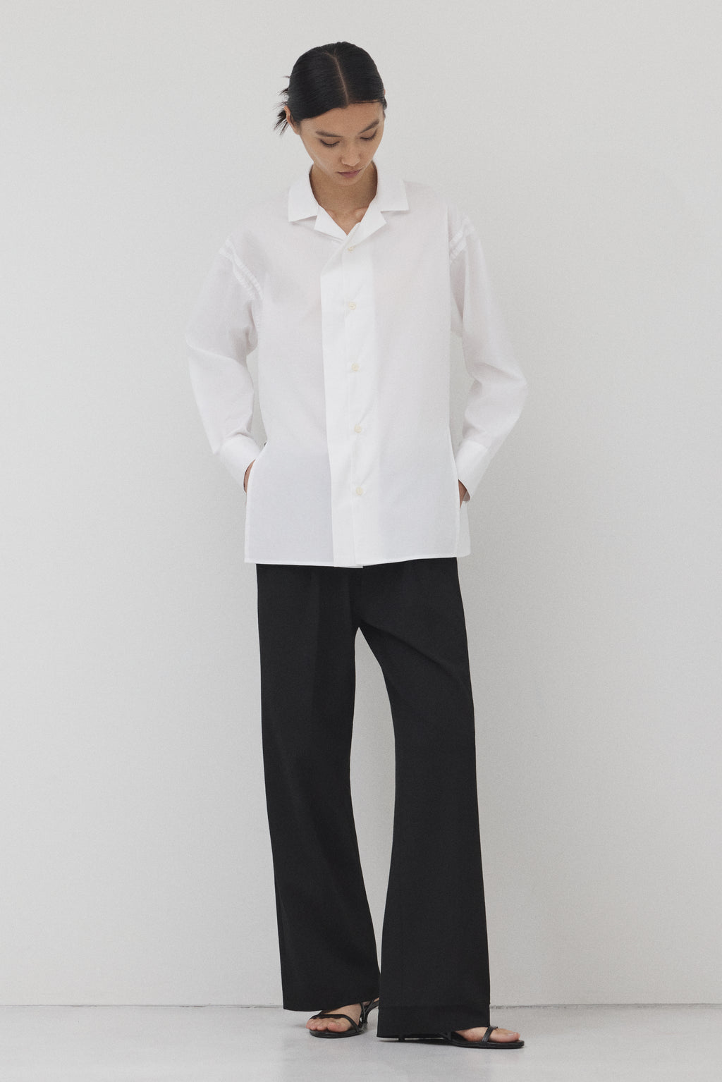 Classic Base ストレートパンツ