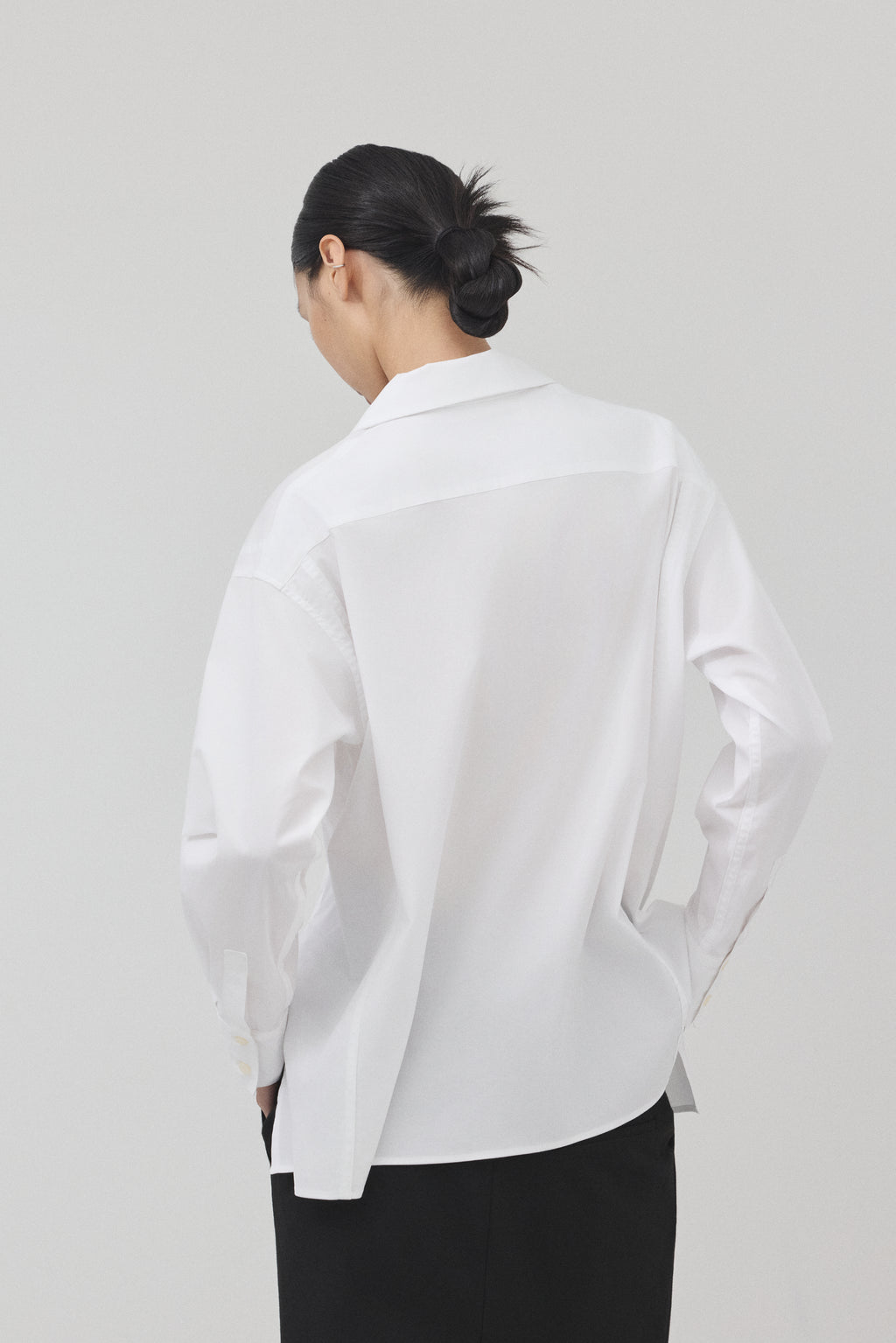 【WHITE】hANGER シャツ