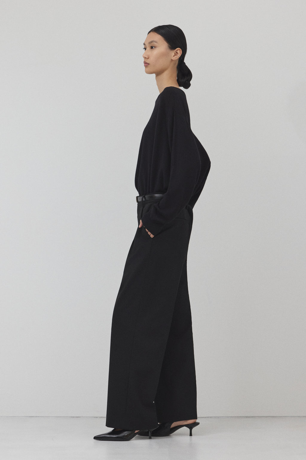 【BLACK】Pure Wool ボートネックニット