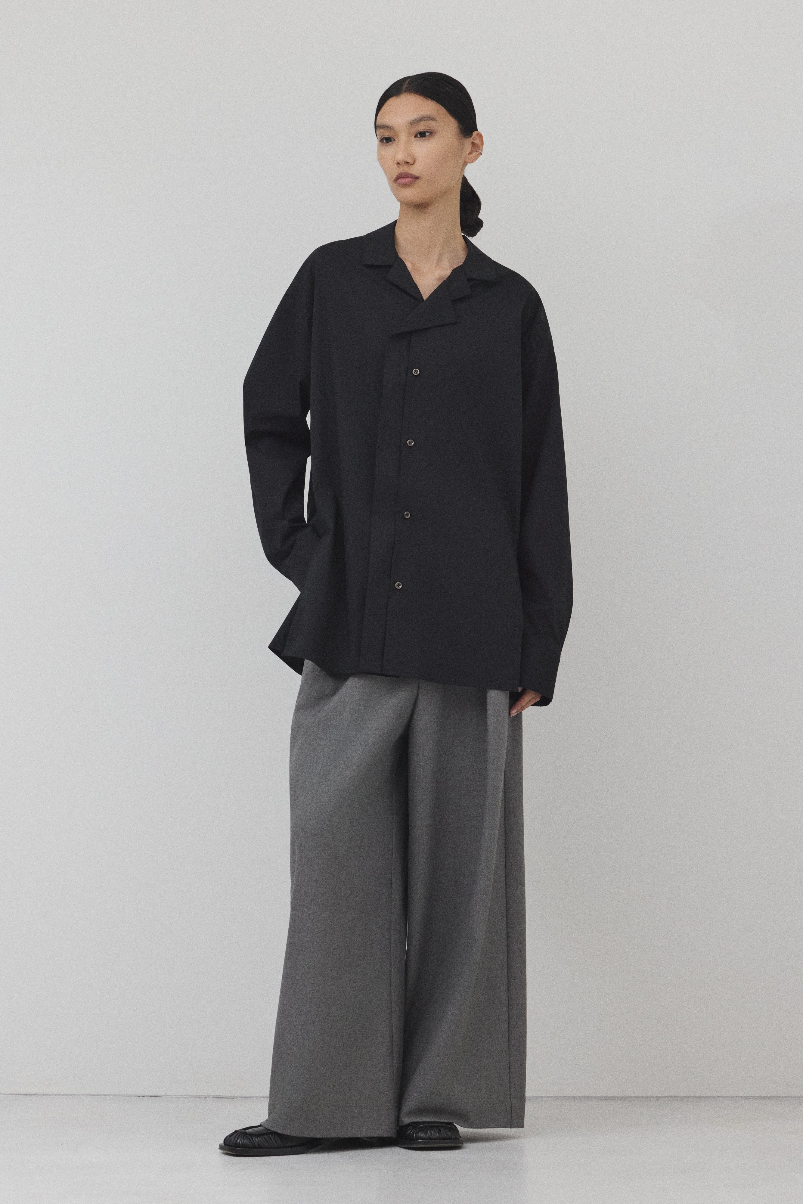 【GRAY】Wide Silhouette パンツ