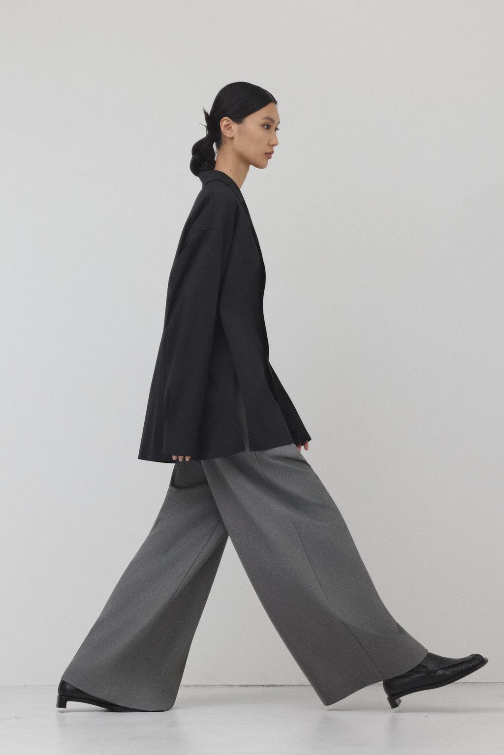 【GRAY】Wide Silhouette パンツ