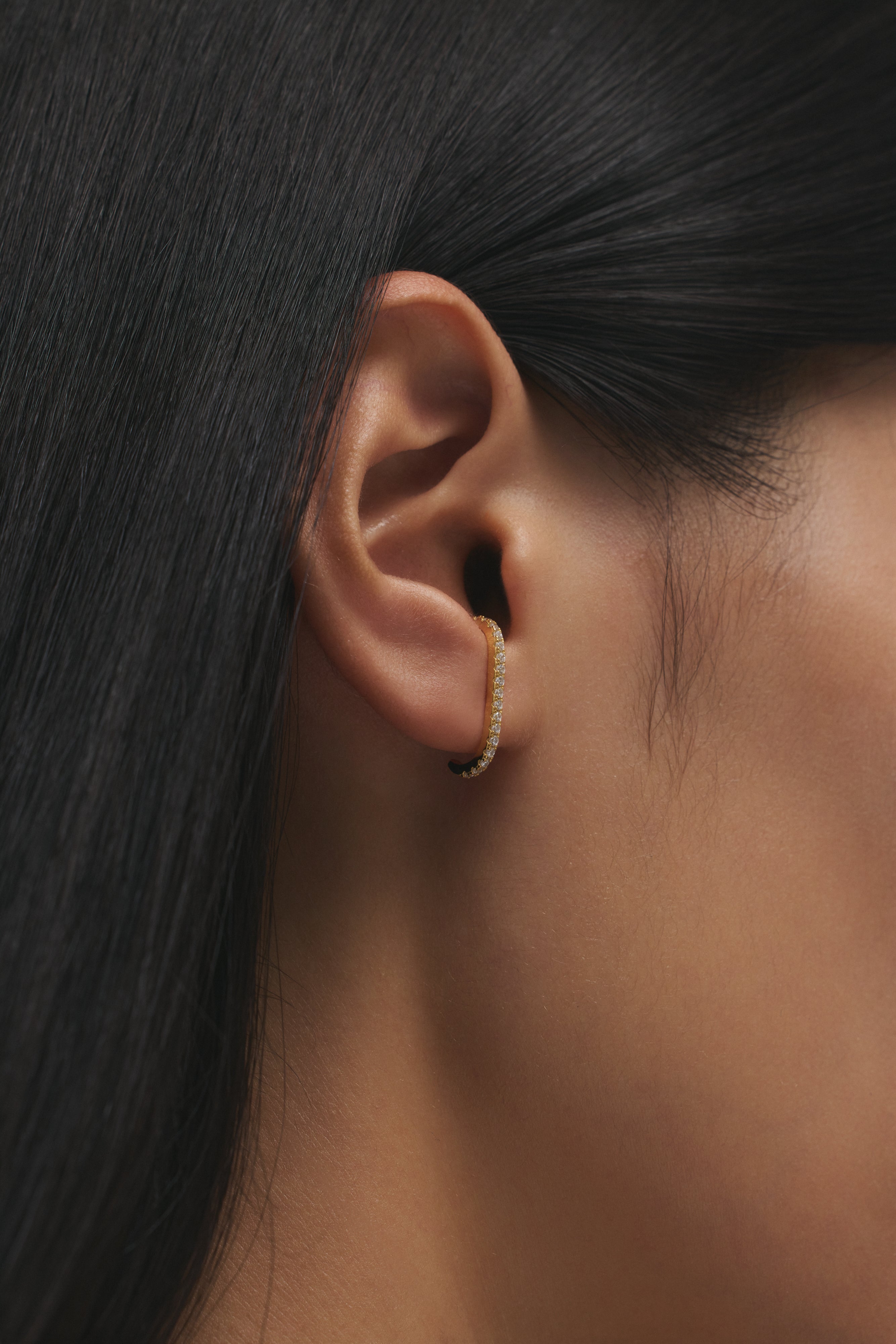 【ゴールド】Line Glow Pierce