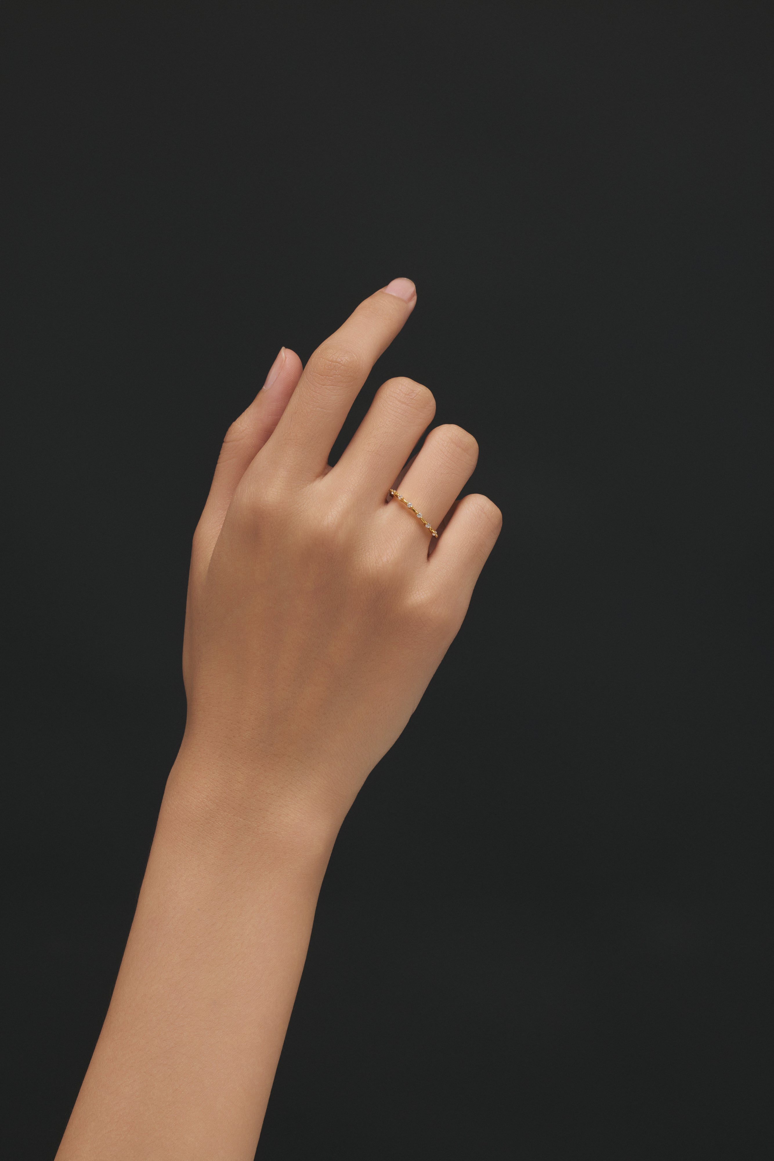 Dot Line Ring