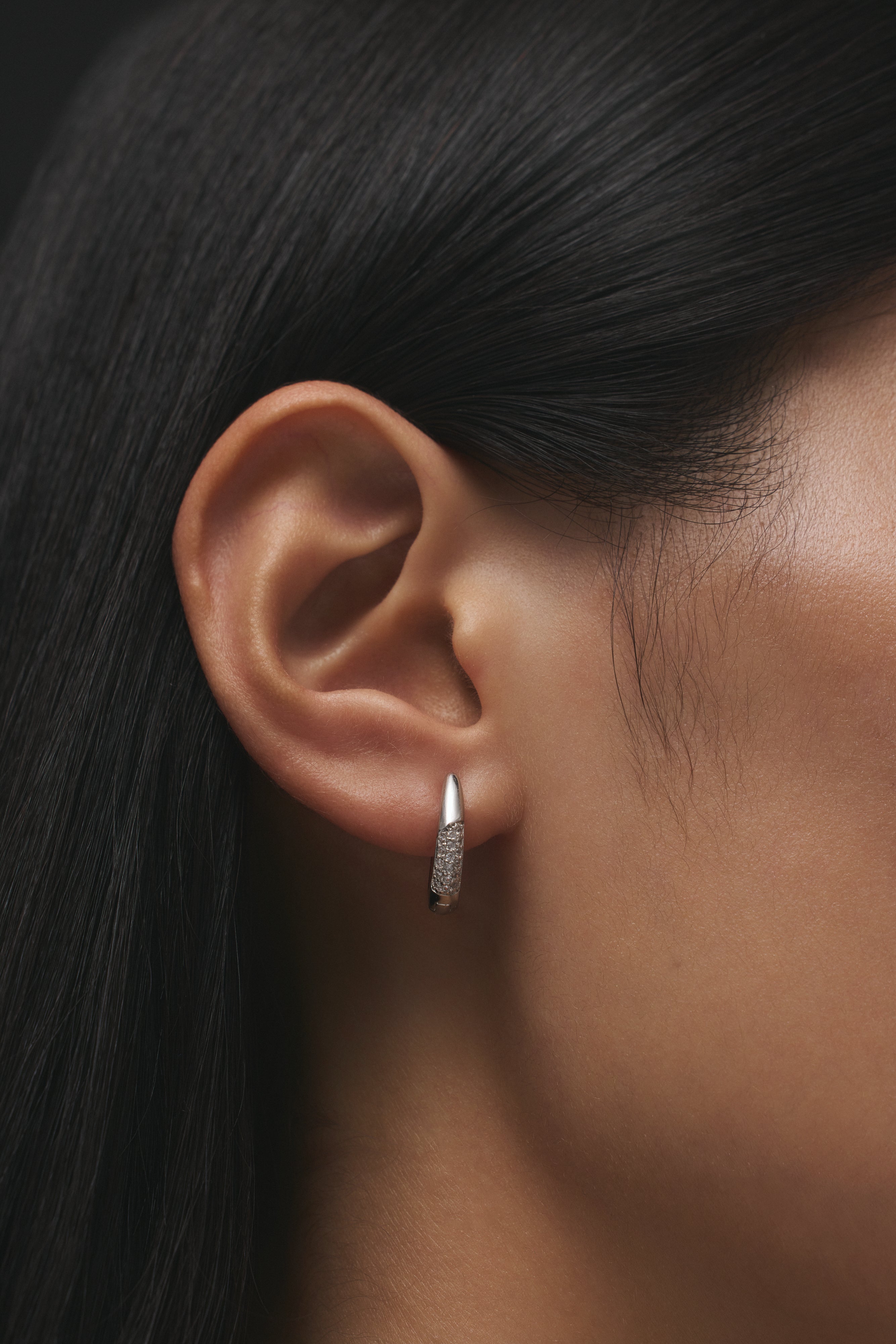 Half Glow Hoop Pierce