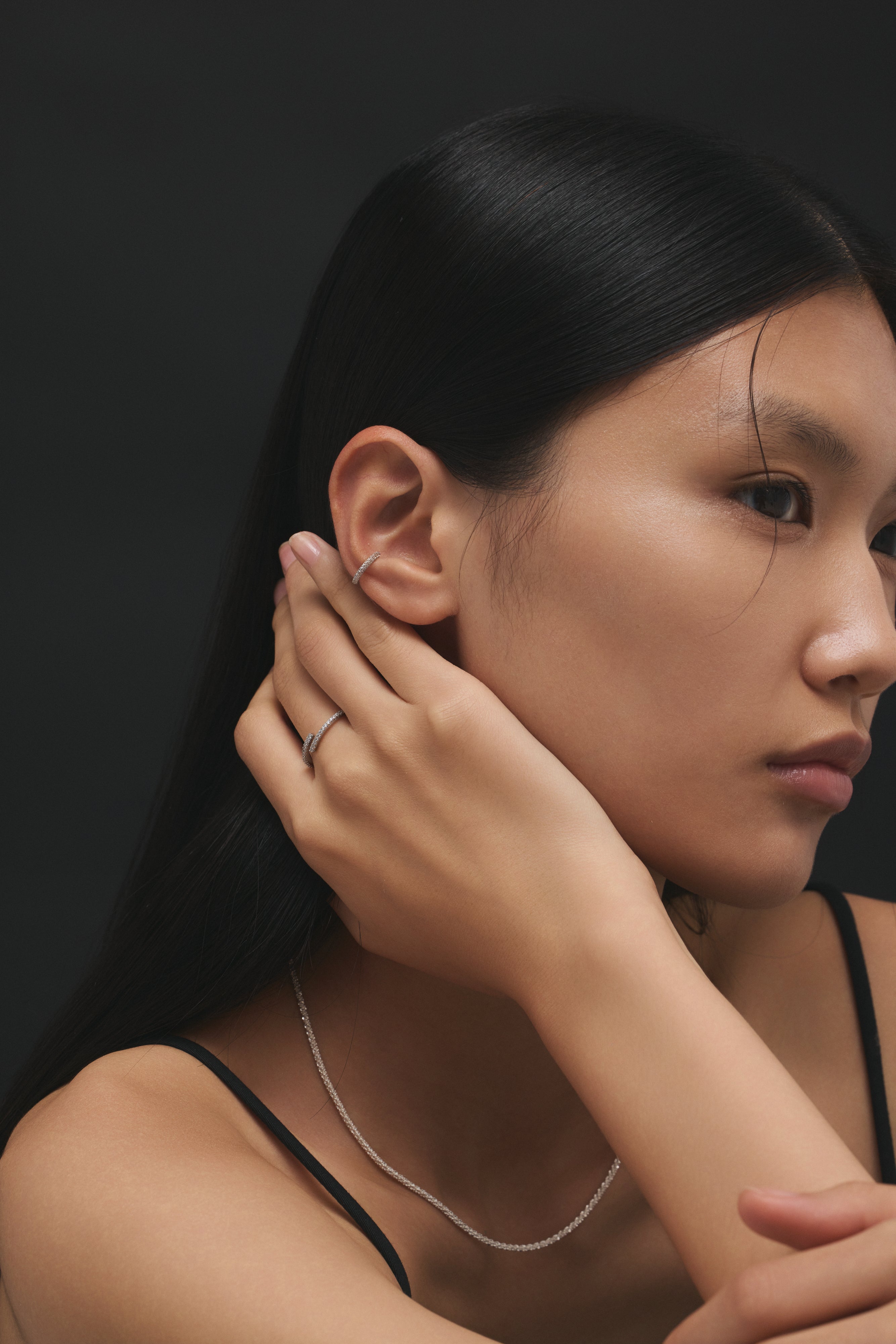 【シルバー】Soft Glow Ear Cuff
