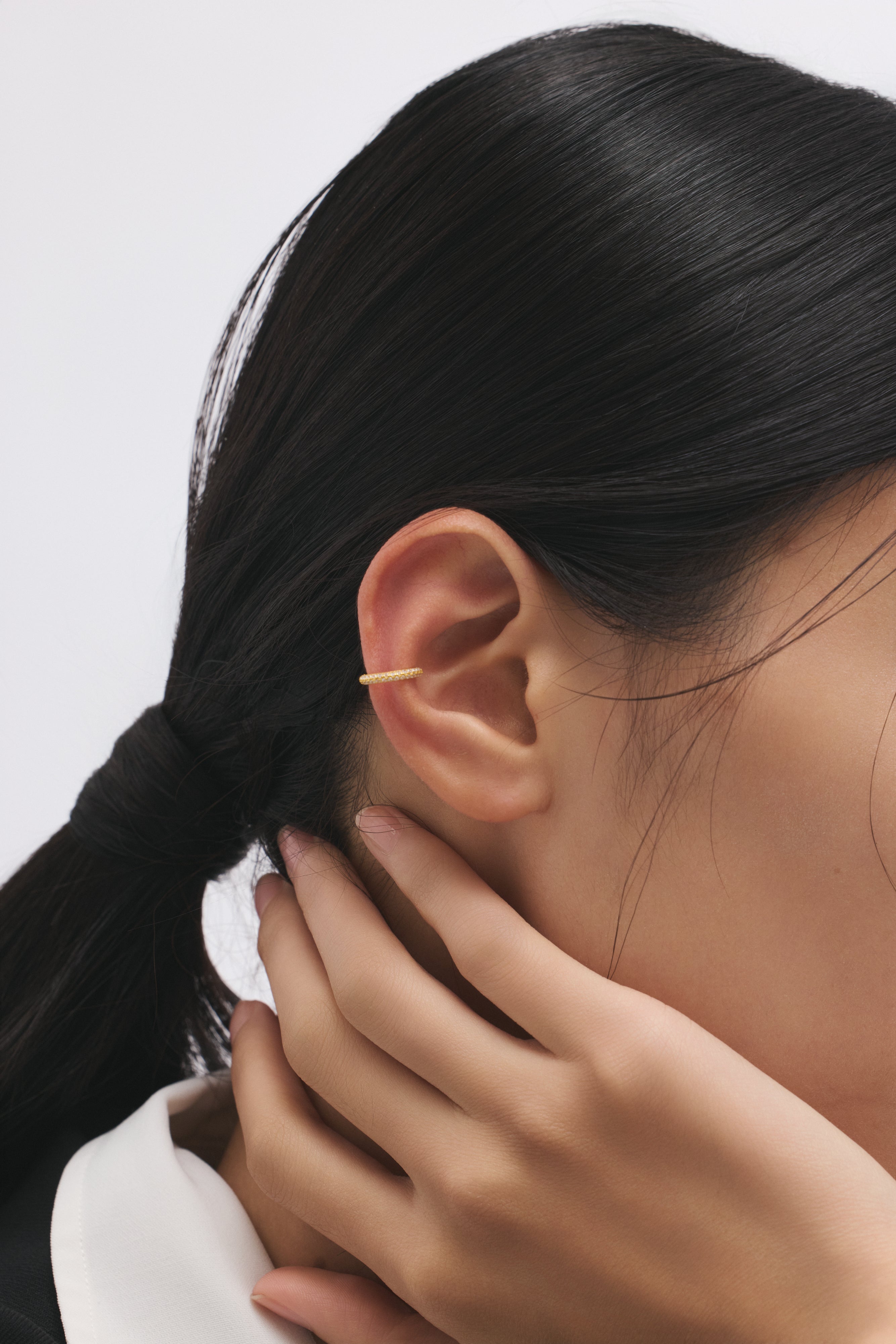 【ゴールド】Soft Glow Ear Cuff