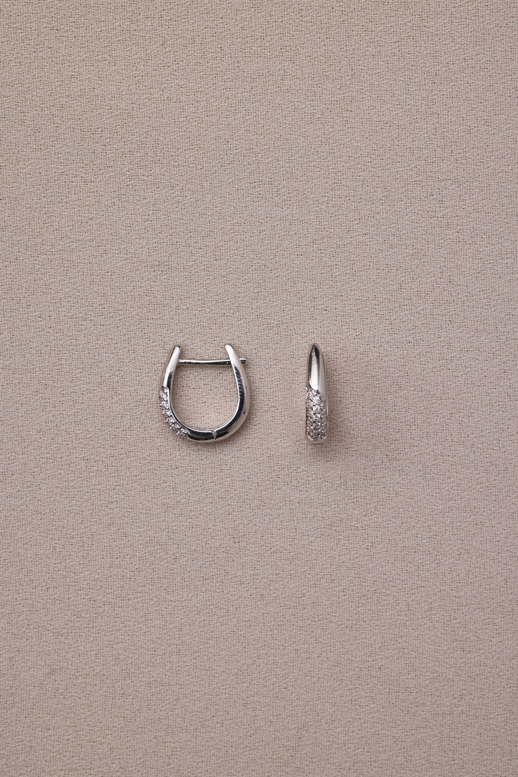 Half Glow Hoop Pierce